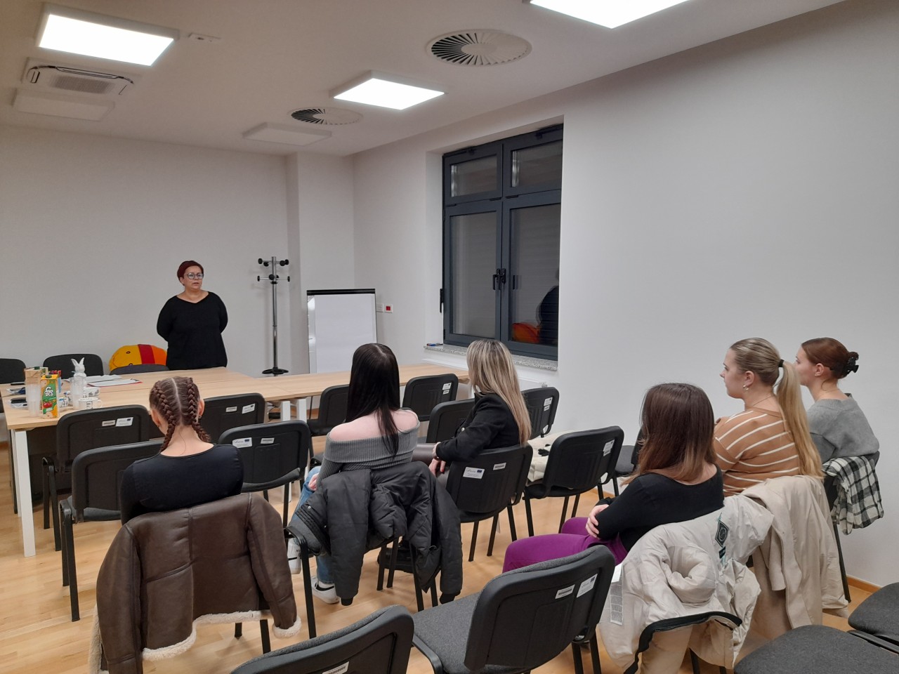 Nastavlja-se-volontiranje-u-programima-Tutorski-centar-i-Moj-prijatelj-u-Virovitici